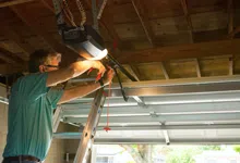 Cambridge Garage Doors Store Cambridge, MA 617-370-5482 - emergency-services